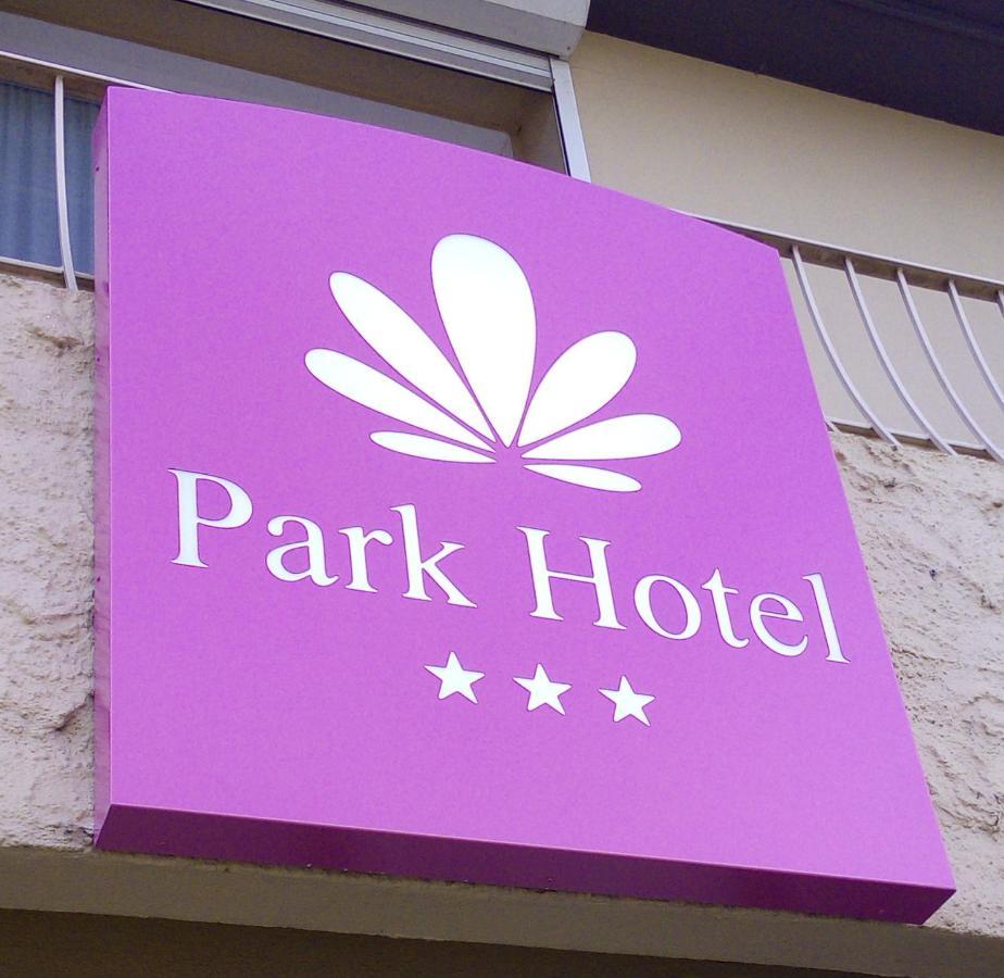 Park Hotel & Appartements โชเลต์ ภายนอก รูปภาพ